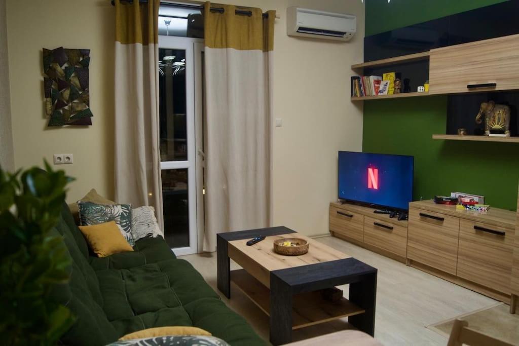 Cozy 2Br Oasis In Central Burgas City Exteriér fotografie